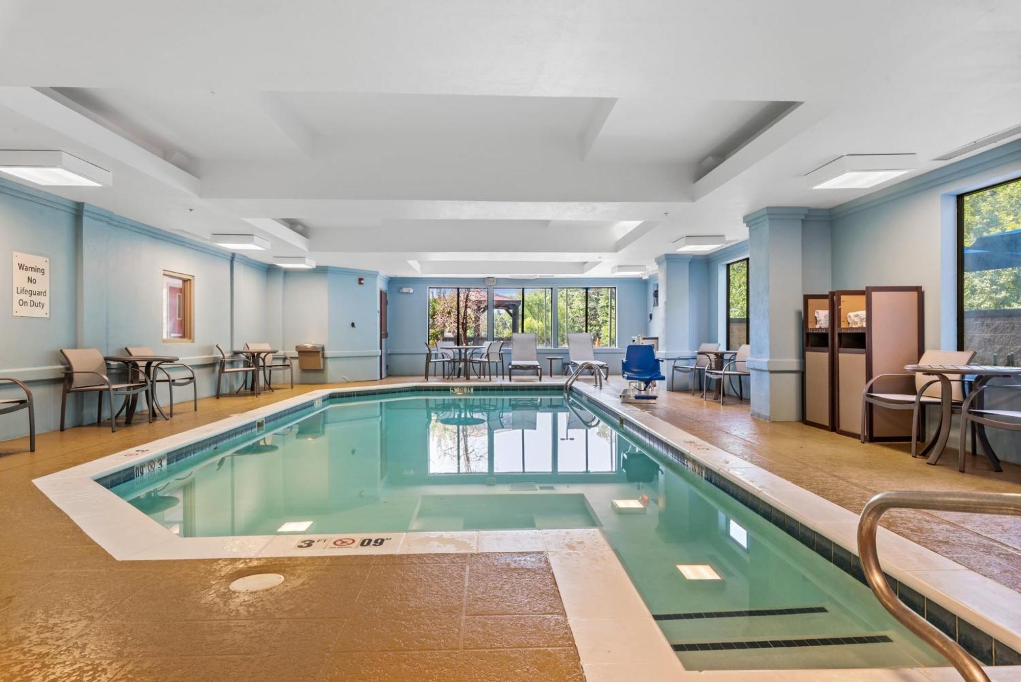 Holiday Inn Express & Suites Maumelle By Ihg Экстерьер фото