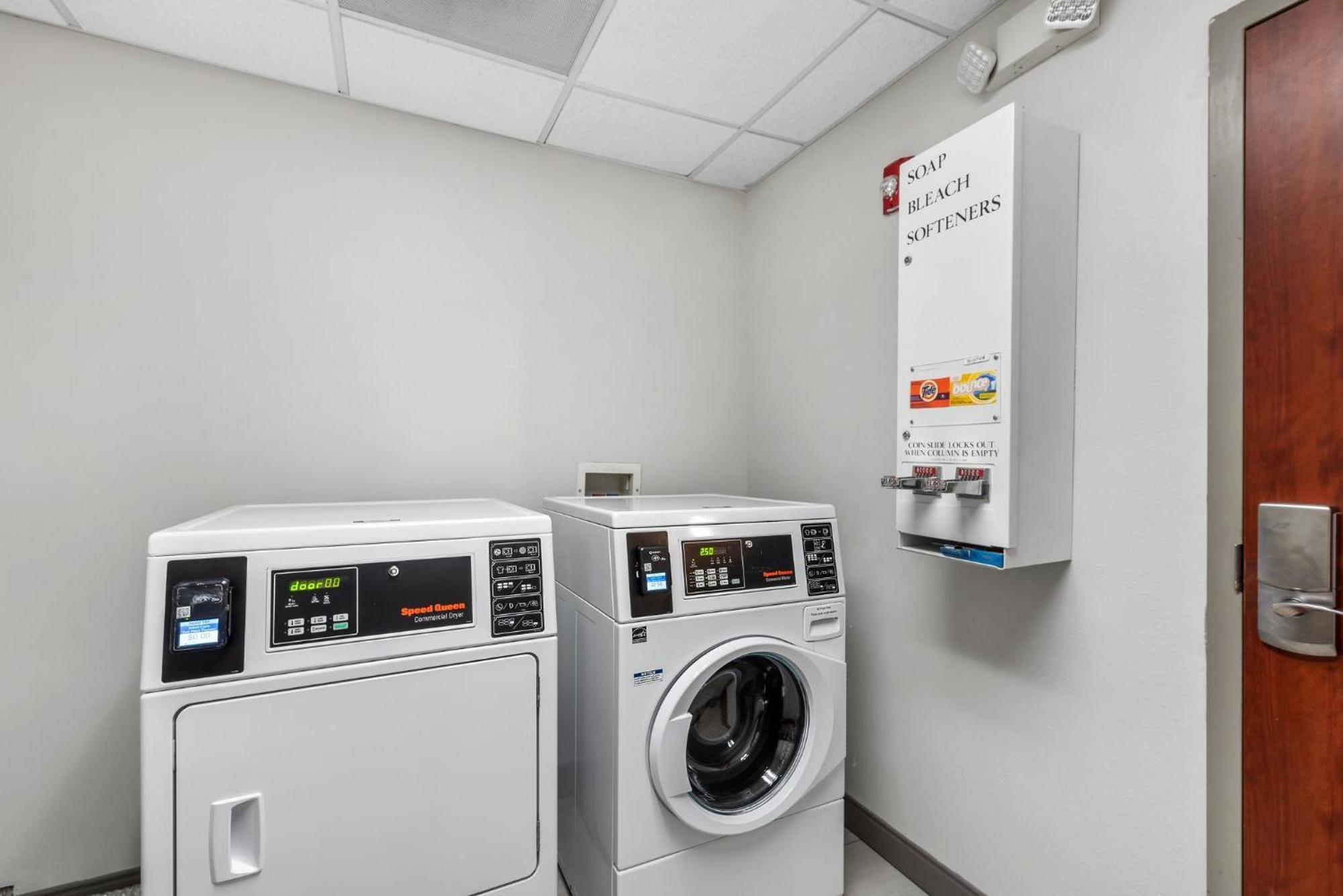 Holiday Inn Express & Suites Maumelle By Ihg Экстерьер фото