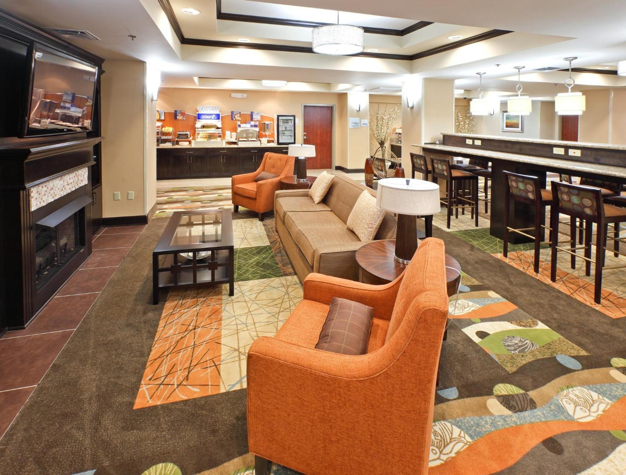 Holiday Inn Express & Suites Maumelle By Ihg Экстерьер фото