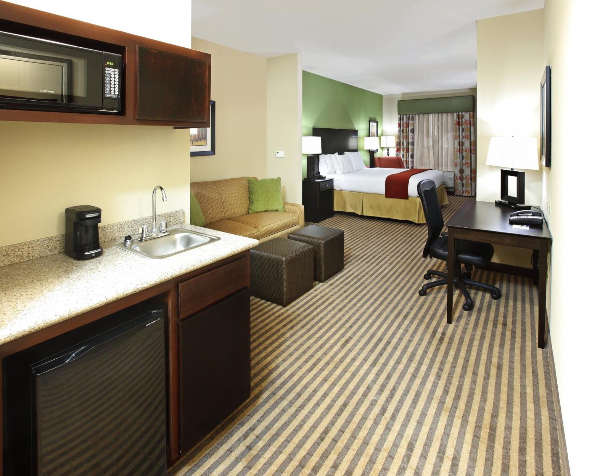 Holiday Inn Express & Suites Maumelle By Ihg Экстерьер фото