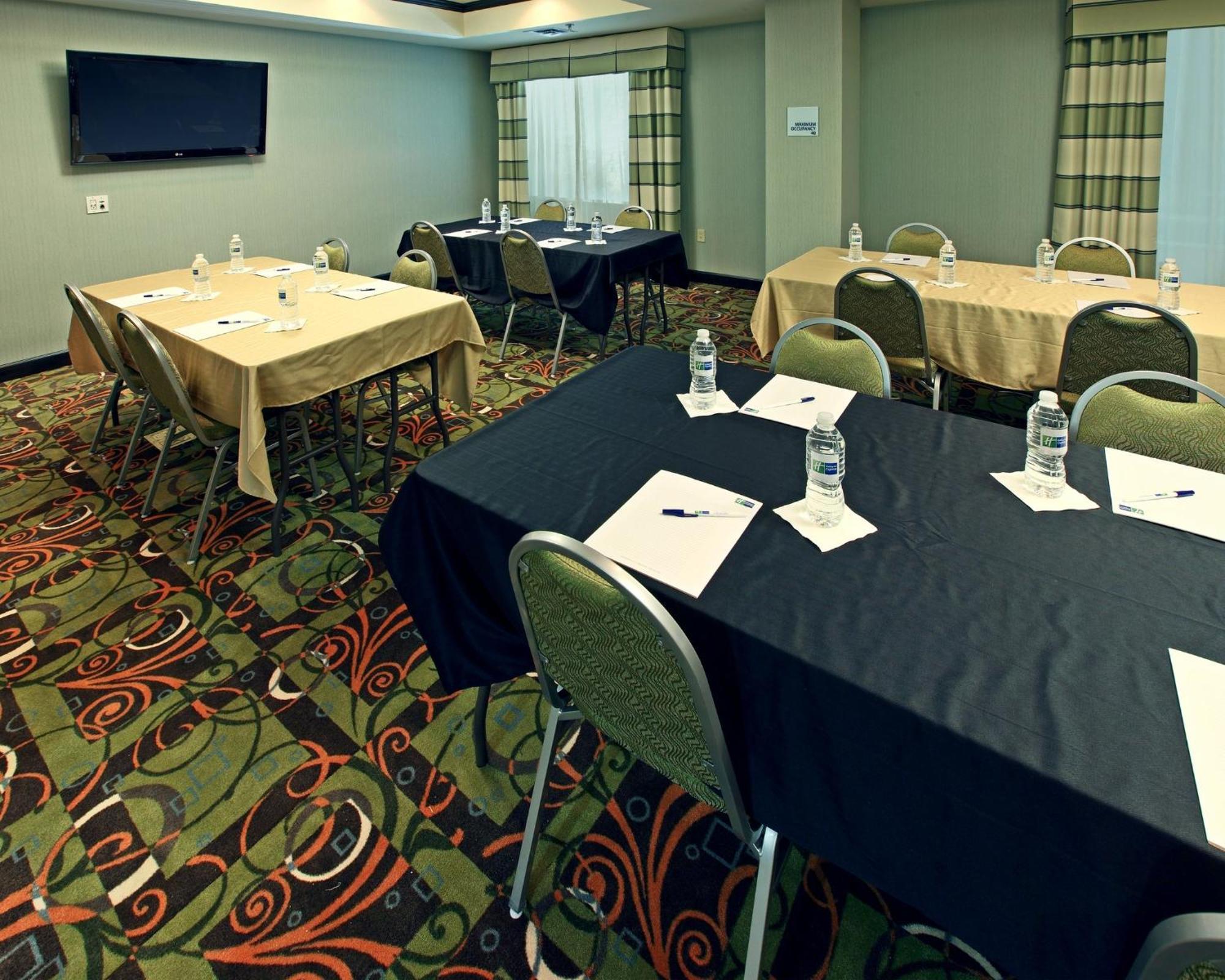 Holiday Inn Express & Suites Maumelle By Ihg Экстерьер фото